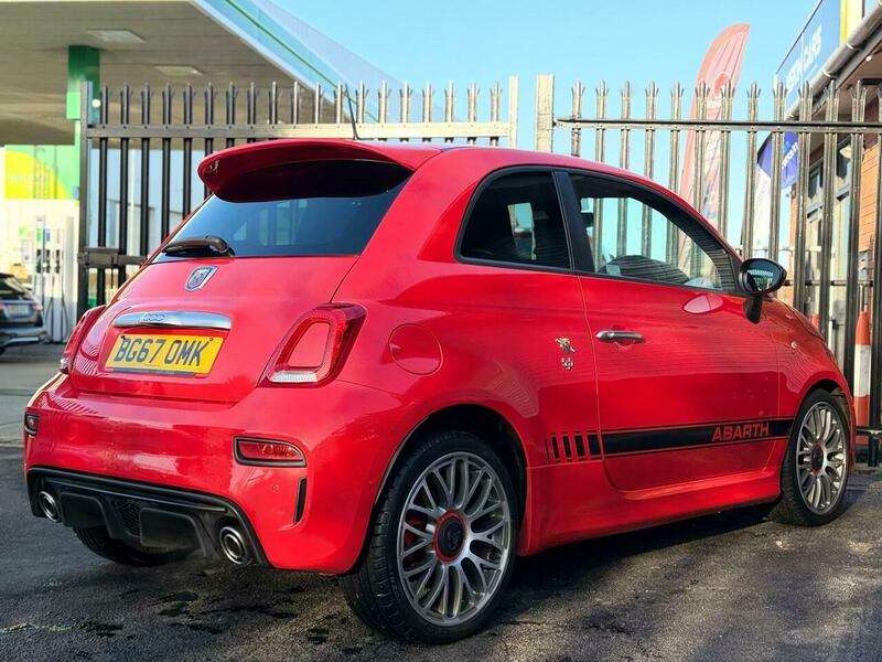 2017 ABARTH 595 2017 ABARTH 595