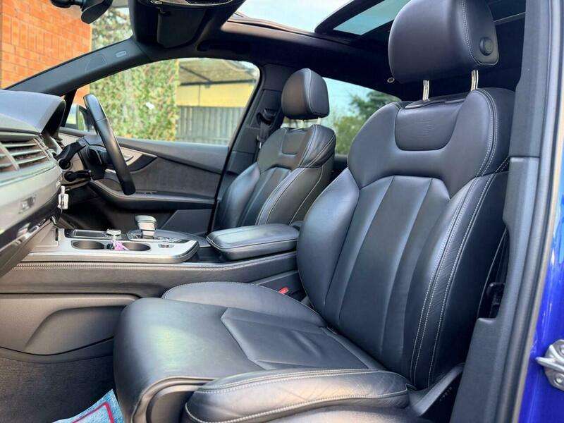 2017 AUDI Q7 2017 AUDI Q7