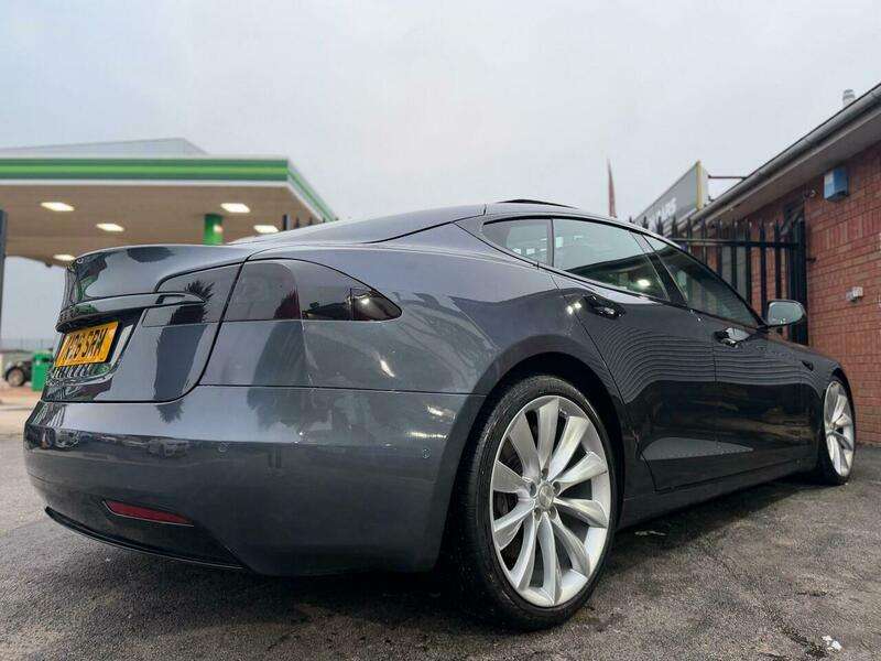 null TESLA MODEL S null TESLA MODEL S
