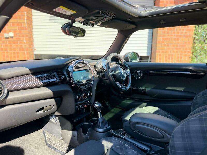 2018 MINI HATCH 2018 MINI HATCH