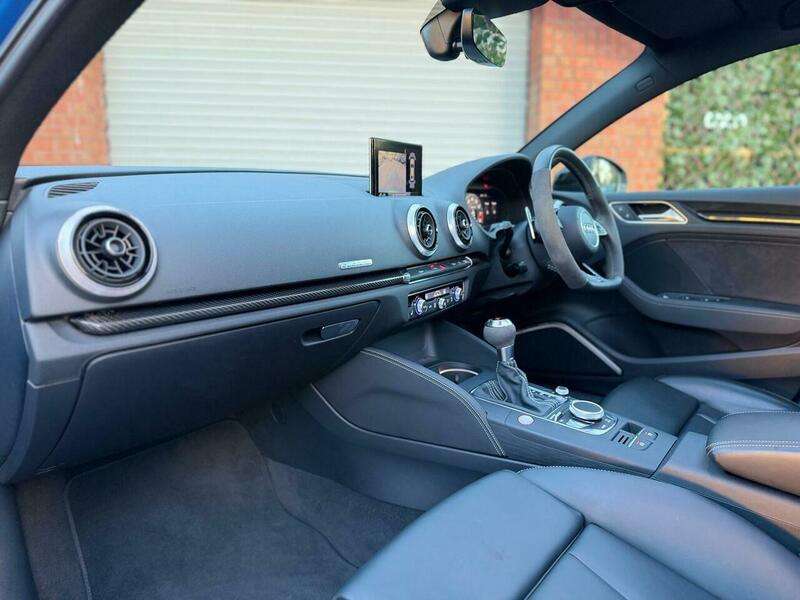 2025 AUDI RS3 2025 AUDI RS3