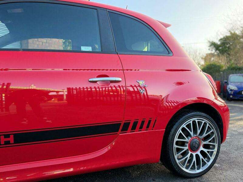 2017 ABARTH 595 2017 ABARTH 595