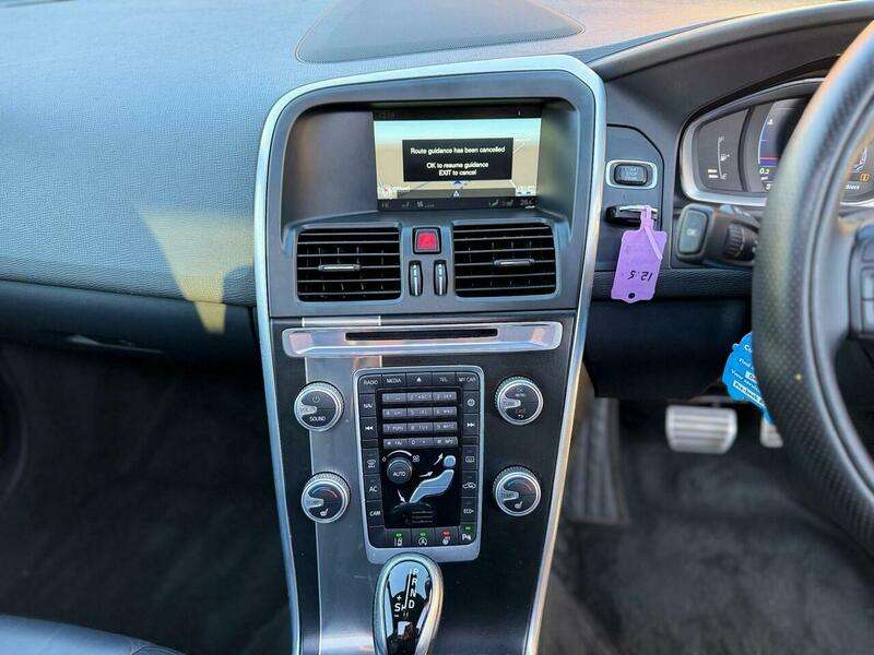 2015 VOLVO XC60 2015 VOLVO XC60