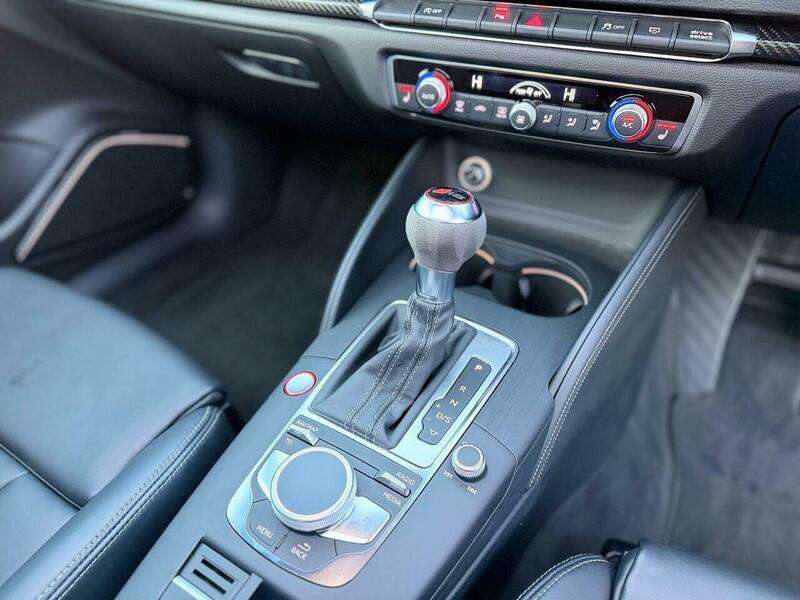 2025 AUDI RS3 2025 AUDI RS3