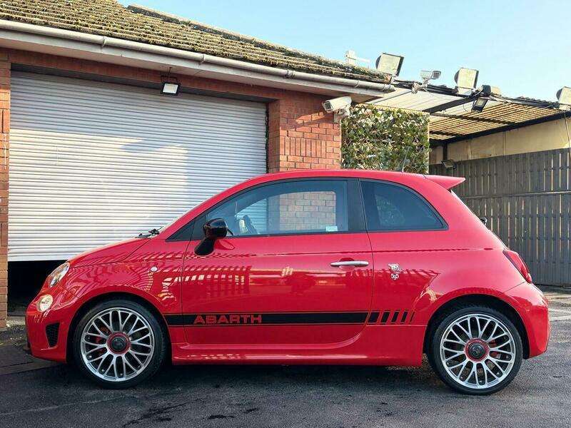 2017 ABARTH 595 2017 ABARTH 595