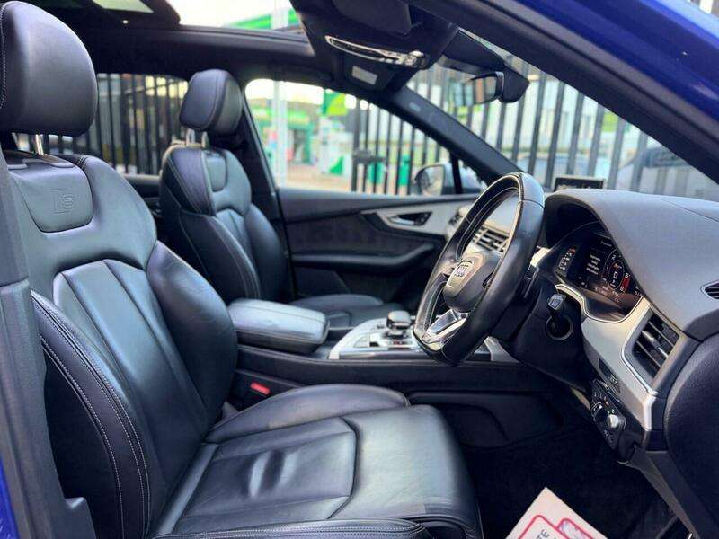 2017 AUDI Q7 2017 AUDI Q7