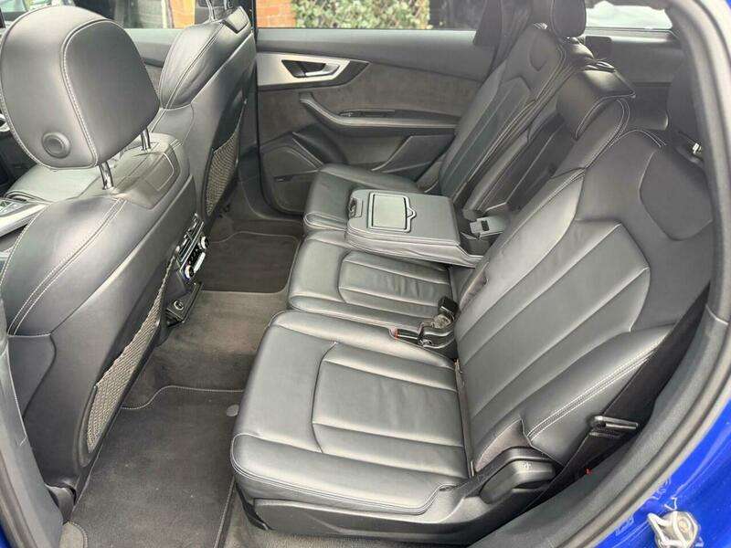 2017 AUDI SQ7 2017 AUDI SQ7