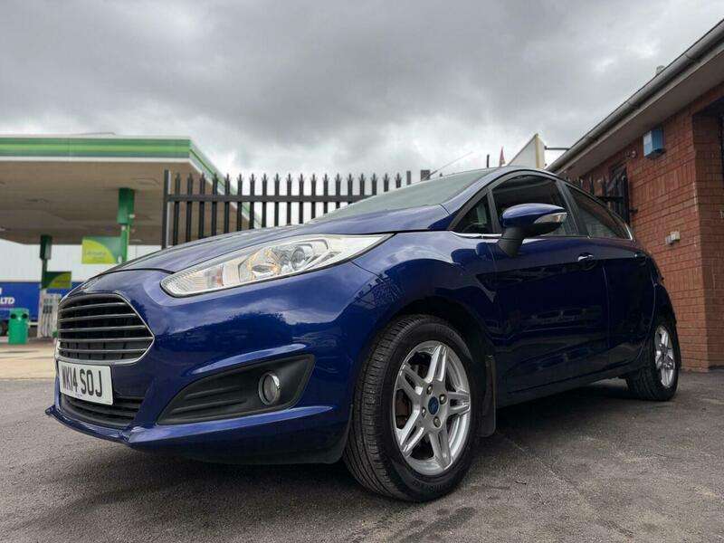 A 2014 FORD FIESTA 1.0T EcoBoost Zetec Euro 5 (s/s) 5dr A 2014 FORD FIESTA 1.0T EcoBoost Zetec Euro 5 (s/s) 5dr