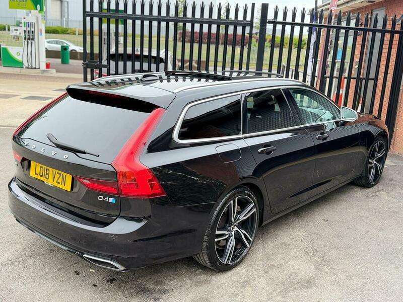 2018 VOLVO V90 2018 VOLVO V90