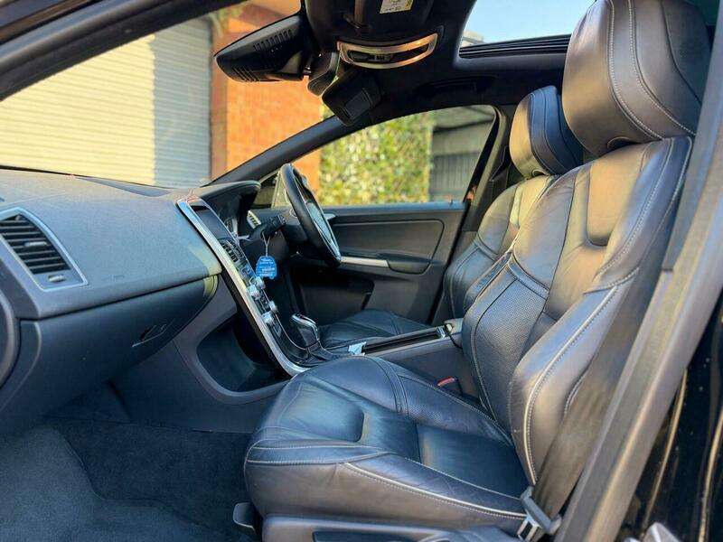 2015 VOLVO XC60 2015 VOLVO XC60