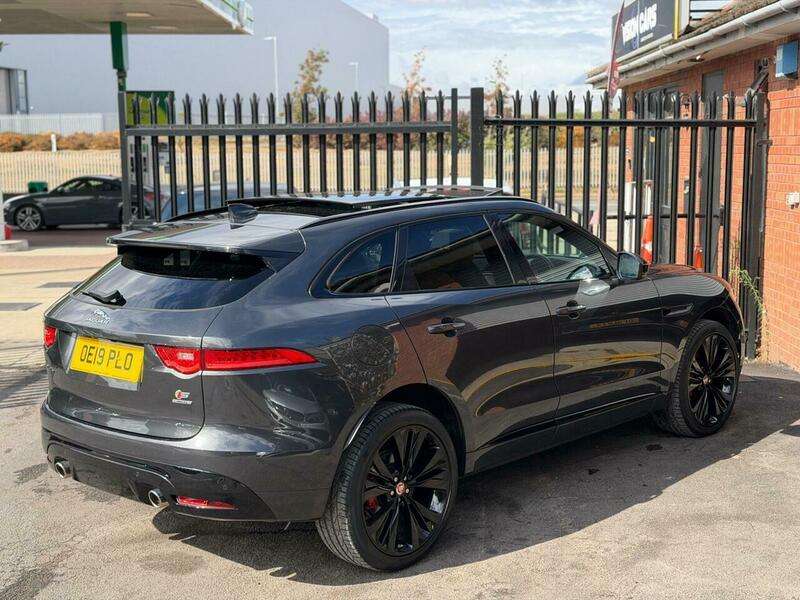 2019 JAGUAR F-PACE 2019 JAGUAR F-PACE