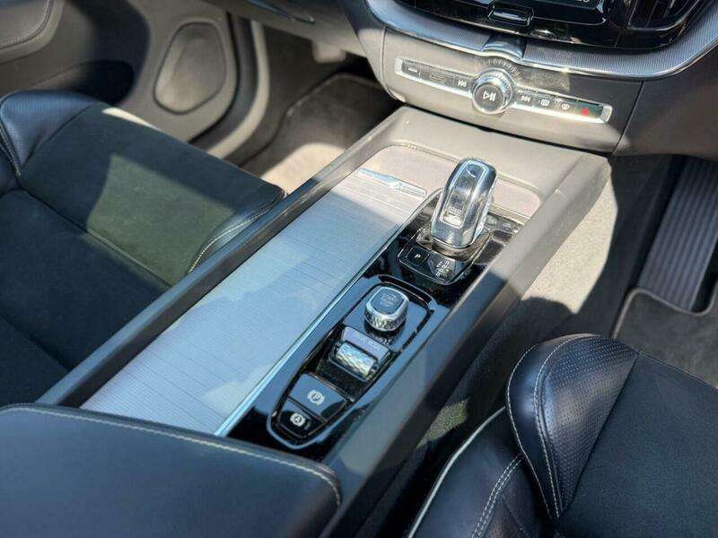 2019 VOLVO XC60 2019 VOLVO XC60