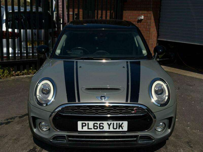 A 2017 MINI CLUBMAN 2.0 Cooper SD Auto Euro 6 (s/s) 6dr A 2017 MINI CLUBMAN 2.0 Cooper SD Auto Euro 6 (s/s) 6dr