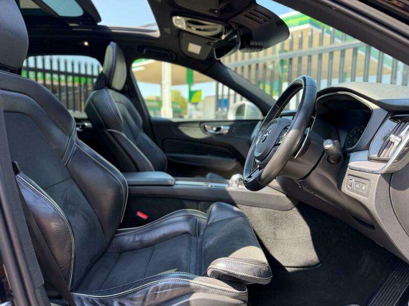 2019 VOLVO XC60 2019 VOLVO XC60