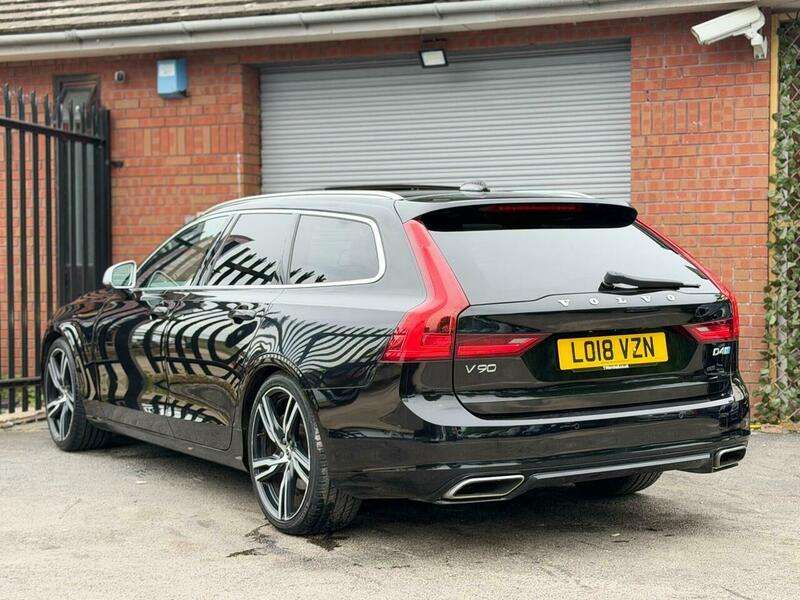 2018 VOLVO V90 2018 VOLVO V90
