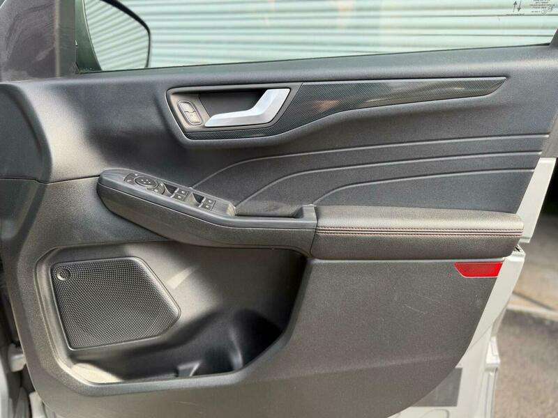 2021 FORD KUGA 2021 FORD KUGA