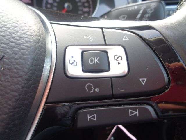 2017 VOLKSWAGEN GOLF 2017 VOLKSWAGEN GOLF