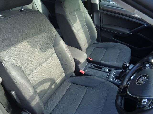 2017 VOLKSWAGEN GOLF 2017 VOLKSWAGEN GOLF