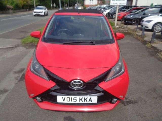 A 2015 TOYOTA AYGO 1.0 VVT-i x-pression Hatchback 5dr Petrol Manual Euro 5 Euro 5 (68 ps) CONV A 2015 TOYOTA AYGO 1.0 VVT-i x-pression Hatchback 5dr Petrol Manual Euro 5 Euro 5 (68 ps) CONV