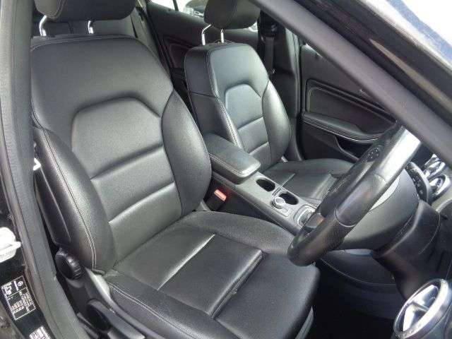 2016 MERCEDES-BENZ 180 2016 MERCEDES-BENZ 180