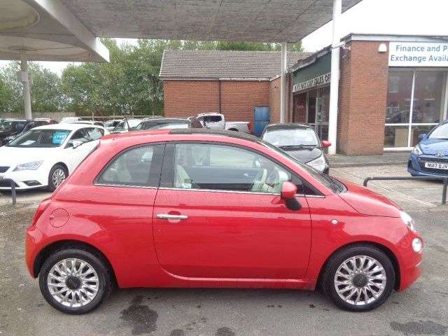 2018 FIAT 500 2018 FIAT 500