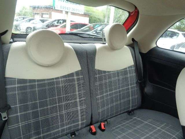 2018 FIAT 500 2018 FIAT 500