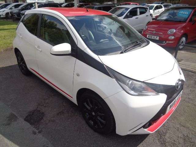A 2018 TOYOTA AYGO 1.0 VVT-i x-press Hatchback 5dr Petrol Manual Euro 6 (68 ps) STUNNING CAR 1 A 2018 TOYOTA AYGO 1.0 VVT-i x-press Hatchback 5dr Petrol Manual Euro 6 (68 ps) STUNNING CAR 1