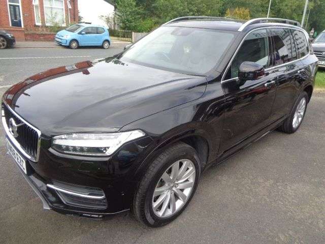 A 2018 VOLVO XC90 2.0 D5 PowerPulse Momentum Pro SUV 5dr Diesel Auto 4WD Euro 6 (s/s) (235 ps A 2018 VOLVO XC90 2.0 D5 PowerPulse Momentum Pro SUV 5dr Diesel Auto 4WD Euro 6 (s/s) (235 ps