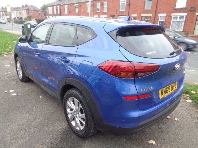A 2019 HYUNDAI TUCSON 1.6 GDi SE Nav SUV 5dr Petrol Manual Euro 6 (s/s) (132 ps) LOW MILEAGE STUN A 2019 HYUNDAI TUCSON 1.6 GDi SE Nav SUV 5dr Petrol Manual Euro 6 (s/s) (132 ps) LOW MILEAGE STUN