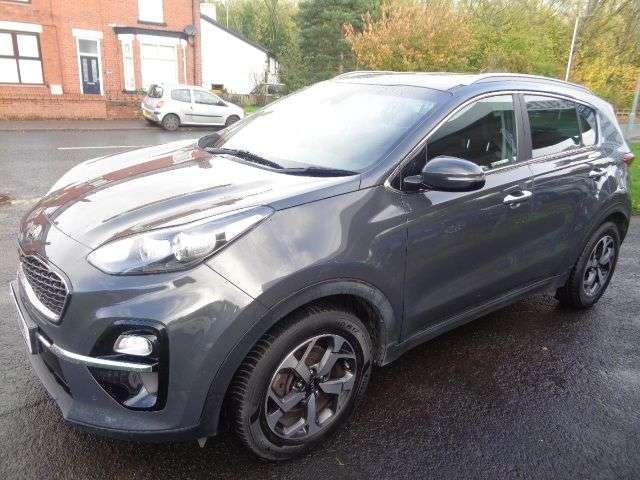 A 2019 KIA SPORTAGE 1.6 CRDi 2 SUV 5dr Diesel DCT Euro 6 (s/s) (134 bhp) 5 SERVICE STAMPS 12 MO A 2019 KIA SPORTAGE 1.6 CRDi 2 SUV 5dr Diesel DCT Euro 6 (s/s) (134 bhp) 5 SERVICE STAMPS 12 MO