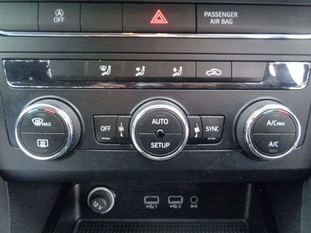 2017 SEAT ATECA 2017 SEAT ATECA