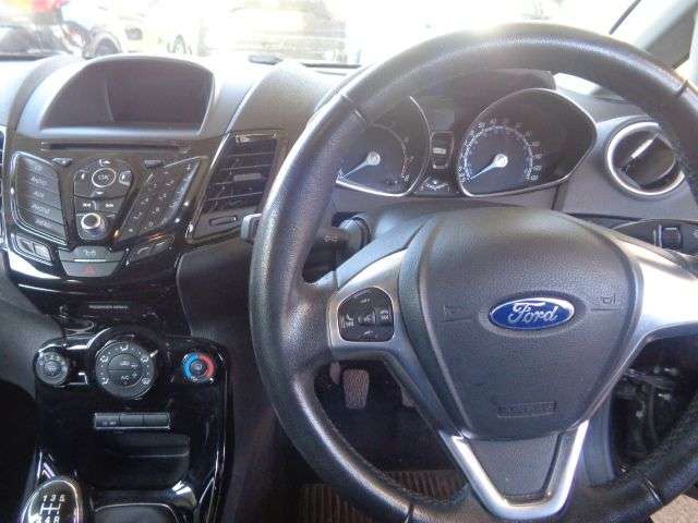 2015 FORD FIESTA 2015 FORD FIESTA