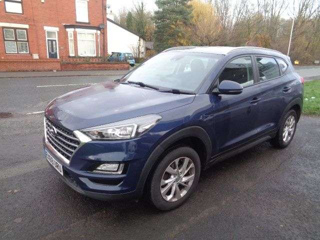 A 2019 HYUNDAI TUCSON 1.6 GDi SE Nav SUV 5dr Petrol Manual Euro 6 (s/s) (132 ps) STUNNING CAR 12 A 2019 HYUNDAI TUCSON 1.6 GDi SE Nav SUV 5dr Petrol Manual Euro 6 (s/s) (132 ps) STUNNING CAR 12