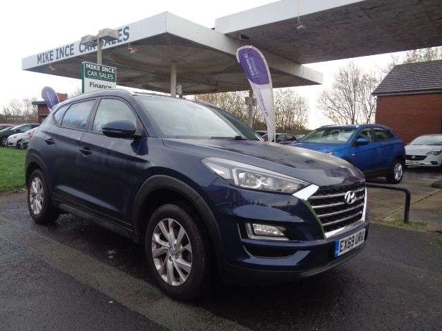 A 2019 HYUNDAI TUCSON 1.6 GDi SE Nav SUV 5dr Petrol Manual Euro 6 (s/s) (132 ps) STUNNING CAR 12 A 2019 HYUNDAI TUCSON 1.6 GDi SE Nav SUV 5dr Petrol Manual Euro 6 (s/s) (132 ps) STUNNING CAR 12