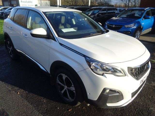 A 2017 PEUGEOT 3008 1.2 PureTech Allure SUV 5dr Petrol Manual Euro 6 (s/s) (130 ps) 6 SERVICE S A 2017 PEUGEOT 3008 1.2 PureTech Allure SUV 5dr Petrol Manual Euro 6 (s/s) (130 ps) 6 SERVICE S