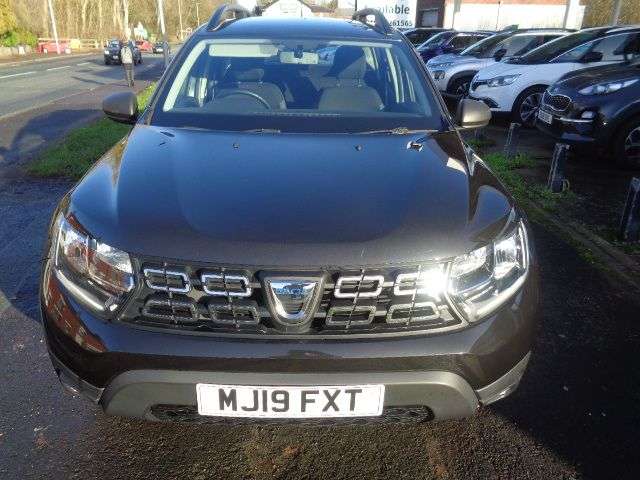 A 2019 DACIA DUSTER 1.6 SCe Essential SUV 5dr Petrol Manual Euro 6 (s/s) (115 ps) 4 SERVICE STA A 2019 DACIA DUSTER 1.6 SCe Essential SUV 5dr Petrol Manual Euro 6 (s/s) (115 ps) 4 SERVICE STA