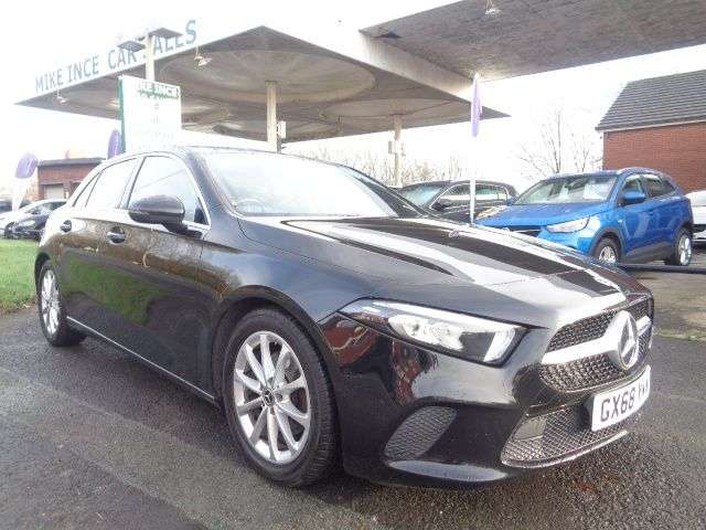 A 2018 MERCEDES-BENZ A-CLASS 1.3 A200 Sport Hatchback 5dr Petrol 7G-DCT Euro 6 (s/s) (163 ps) SERVICE HI A 2018 MERCEDES-BENZ A-CLASS 1.3 A200 Sport Hatchback 5dr Petrol 7G-DCT Euro 6 (s/s) (163 ps) SERVICE HI