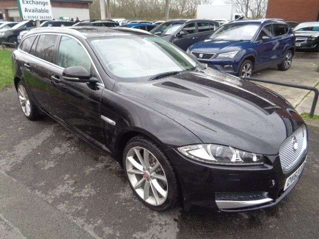 A 2013 JAGUAR XF 2.2d Premium Luxury Sportbrake 5dr Diesel Auto Euro 5 (s/s) (200 ps) RARE E A 2013 JAGUAR XF 2.2d Premium Luxury Sportbrake 5dr Diesel Auto Euro 5 (s/s) (200 ps) RARE E