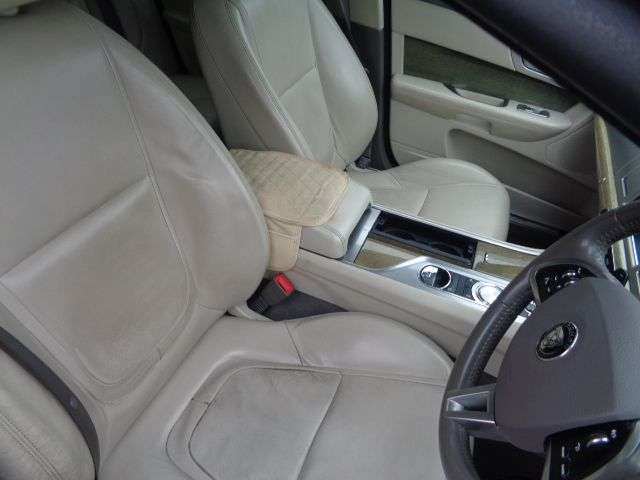 2013 JAGUAR XF 2013 JAGUAR XF