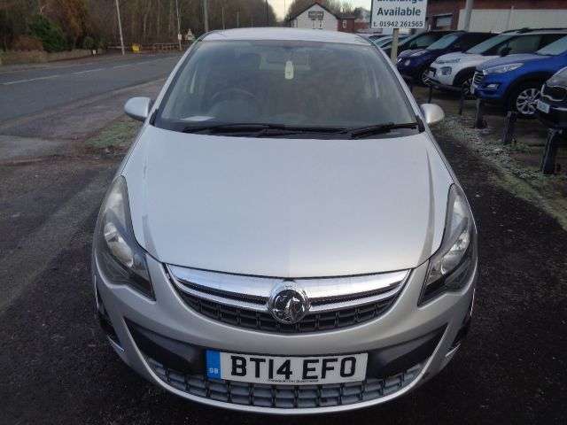 A 2014 VAUXHALL CORSA 1.4 16V SXi Hatchback 5dr Petrol Manual Wide Ratio Euro 5 (A/C) (100 ps) LO A 2014 VAUXHALL CORSA 1.4 16V SXi Hatchback 5dr Petrol Manual Wide Ratio Euro 5 (A/C) (100 ps) LO