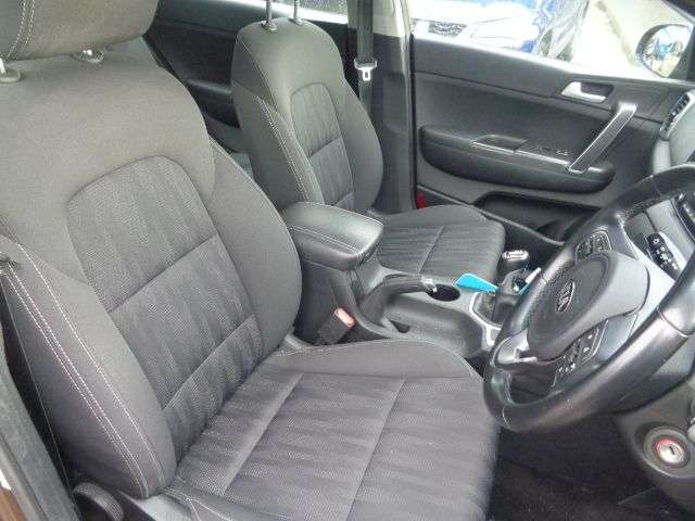 2017 KIA SPORTAGE 2017 KIA SPORTAGE