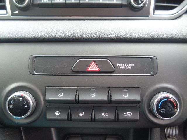 2017 KIA SPORTAGE 2017 KIA SPORTAGE