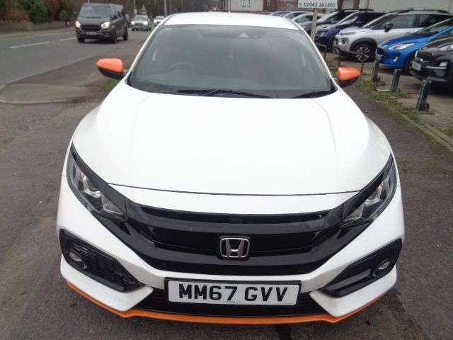 A 2018 HONDA CIVIC 1.0 VTEC Turbo SR Hatchback 5dr Petrol Manual Euro 6 (s/s) (129 ps) SAT NV A 2018 HONDA CIVIC 1.0 VTEC Turbo SR Hatchback 5dr Petrol Manual Euro 6 (s/s) (129 ps) SAT NV