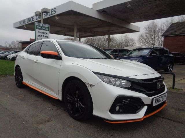 A 2018 HONDA CIVIC 1.0 VTEC Turbo SR Hatchback 5dr Petrol Manual Euro 6 (s/s) (129 ps) SAT NV A 2018 HONDA CIVIC 1.0 VTEC Turbo SR Hatchback 5dr Petrol Manual Euro 6 (s/s) (129 ps) SAT NV