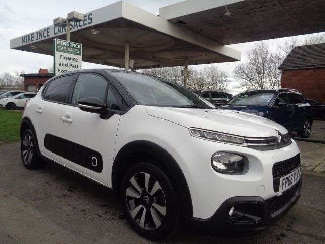 A 2019 CITROEN C3 1.2 PureTech Flair Hatchback 5dr Petrol Manual Euro 6 (s/s) (82 ps) APPLE C A 2019 CITROEN C3 1.2 PureTech Flair Hatchback 5dr Petrol Manual Euro 6 (s/s) (82 ps) APPLE C
