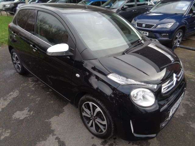 A 2021 CITROEN C1 1.0 VTi Shine Hatchback 5dr Petrol Manual Euro 6 (s/s) (72 ps) ONE FORMER K A 2021 CITROEN C1 1.0 VTi Shine Hatchback 5dr Petrol Manual Euro 6 (s/s) (72 ps) ONE FORMER K