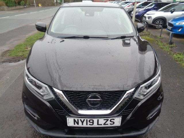 A 2019 NISSAN QASHQAI 1.5 dCi Acenta Premium SUV 5dr Diesel Manual Euro 6 (s/s) (115 ps) 5 SERVIC A 2019 NISSAN QASHQAI 1.5 dCi Acenta Premium SUV 5dr Diesel Manual Euro 6 (s/s) (115 ps) 5 SERVIC