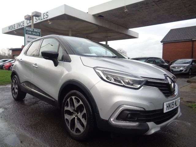 A 2019 RENAULT CAPTUR 1.5 dCi ENERGY GT Line SUV 5dr Diesel Manual Euro 6 (s/s) (90 ps) SAT NAV S A 2019 RENAULT CAPTUR 1.5 dCi ENERGY GT Line SUV 5dr Diesel Manual Euro 6 (s/s) (90 ps) SAT NAV S