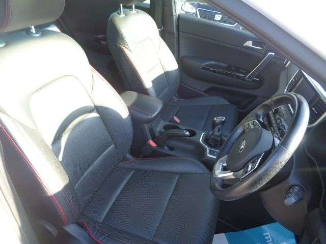 2019 KIA SPORTAGE 2019 KIA SPORTAGE