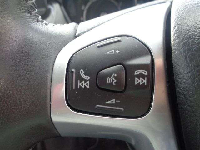 2013 FORD FIESTA 2013 FORD FIESTA